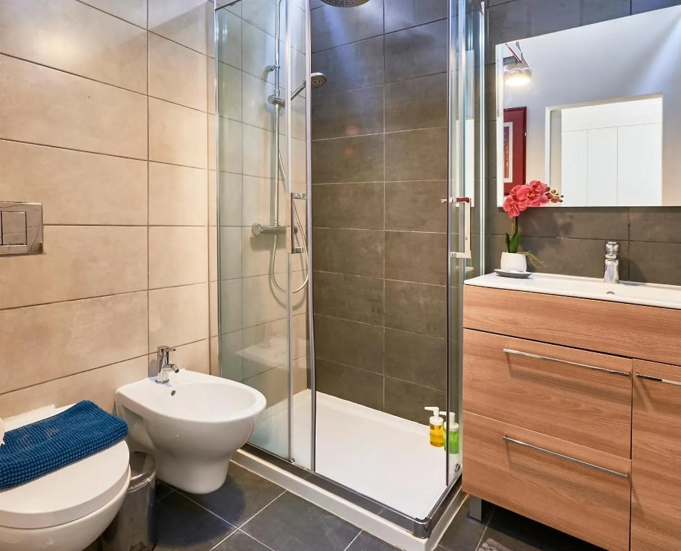 Renovated Charming Apartment, By Timecooler Lisbon 0*,