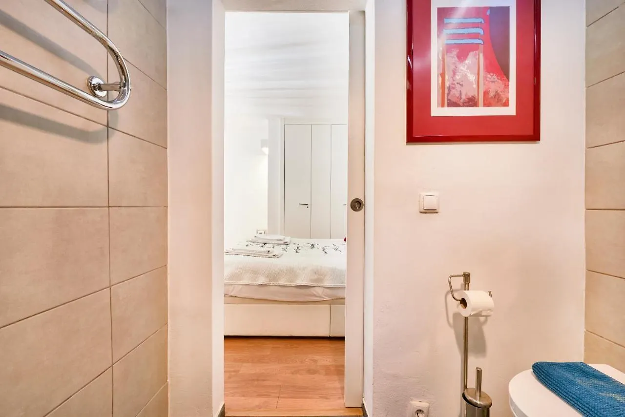 Renovated Charming Apartment, By Timecooler Lisbon